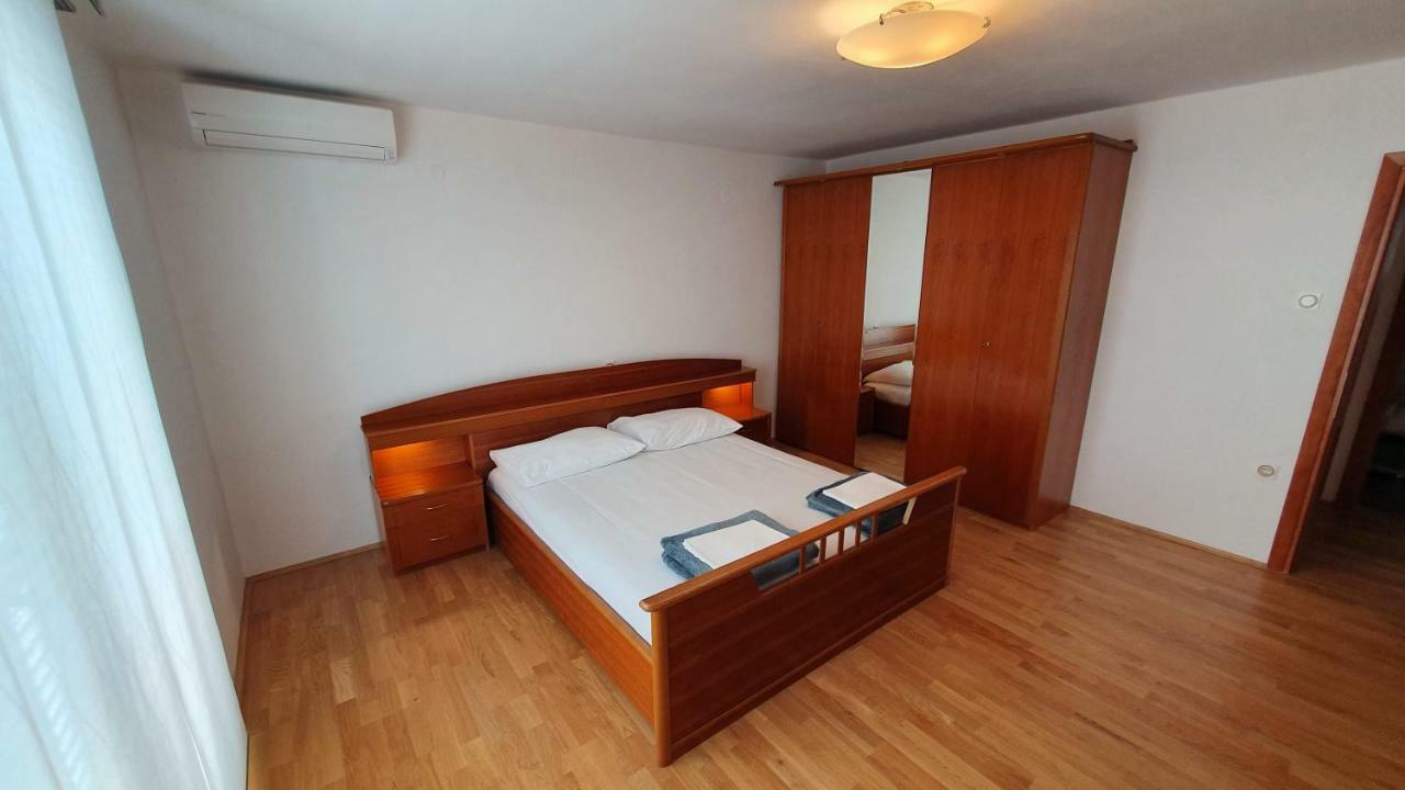Apartment Bella Mare Novi Vinodolski Exterior foto