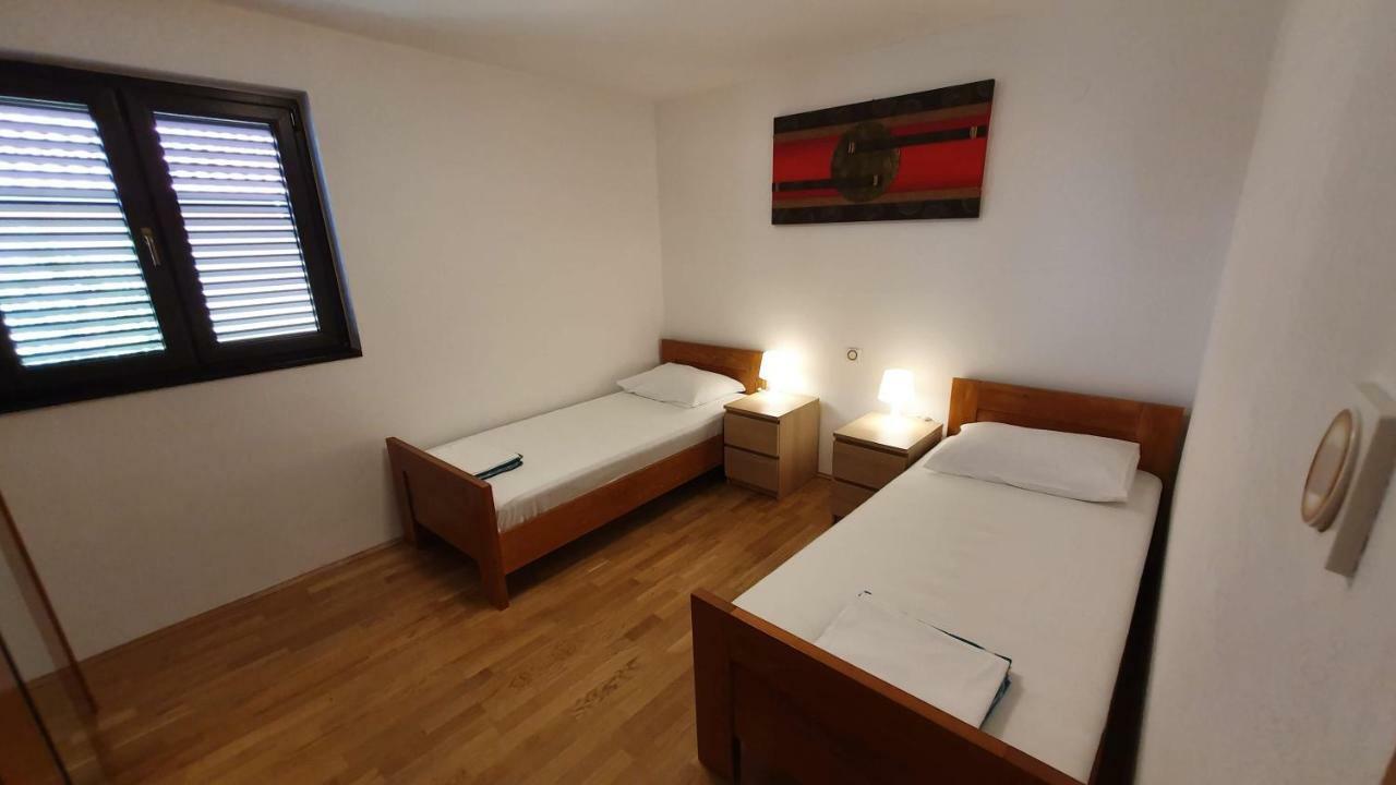Apartment Bella Mare Novi Vinodolski Exterior foto